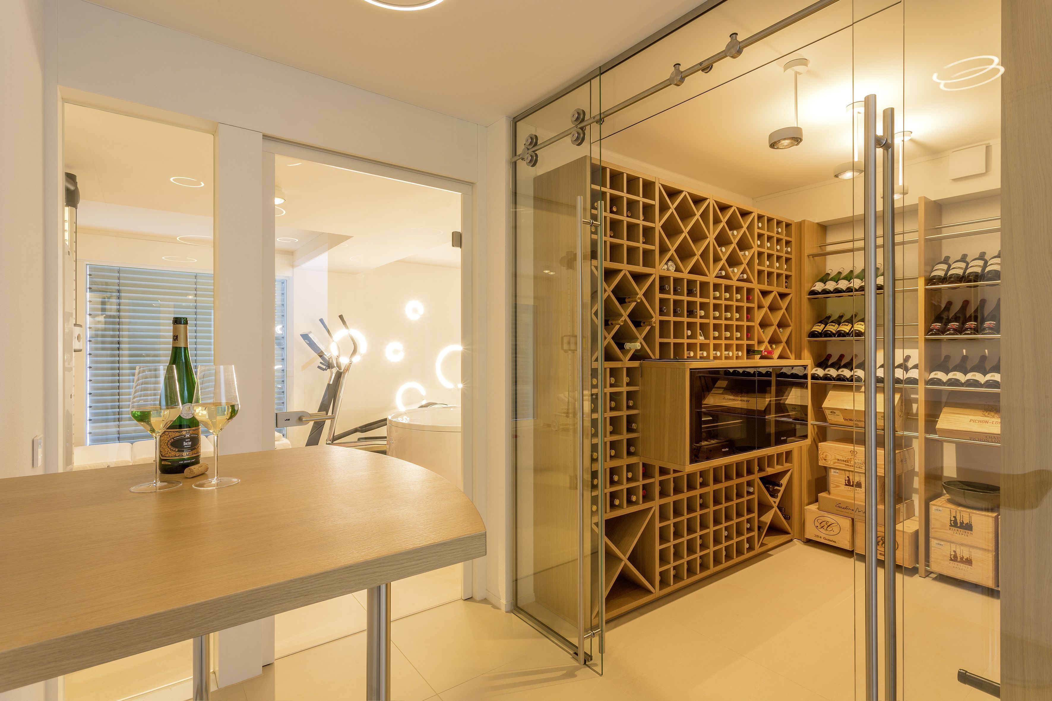 Luxury Home Builder: Custom Modern House Designs