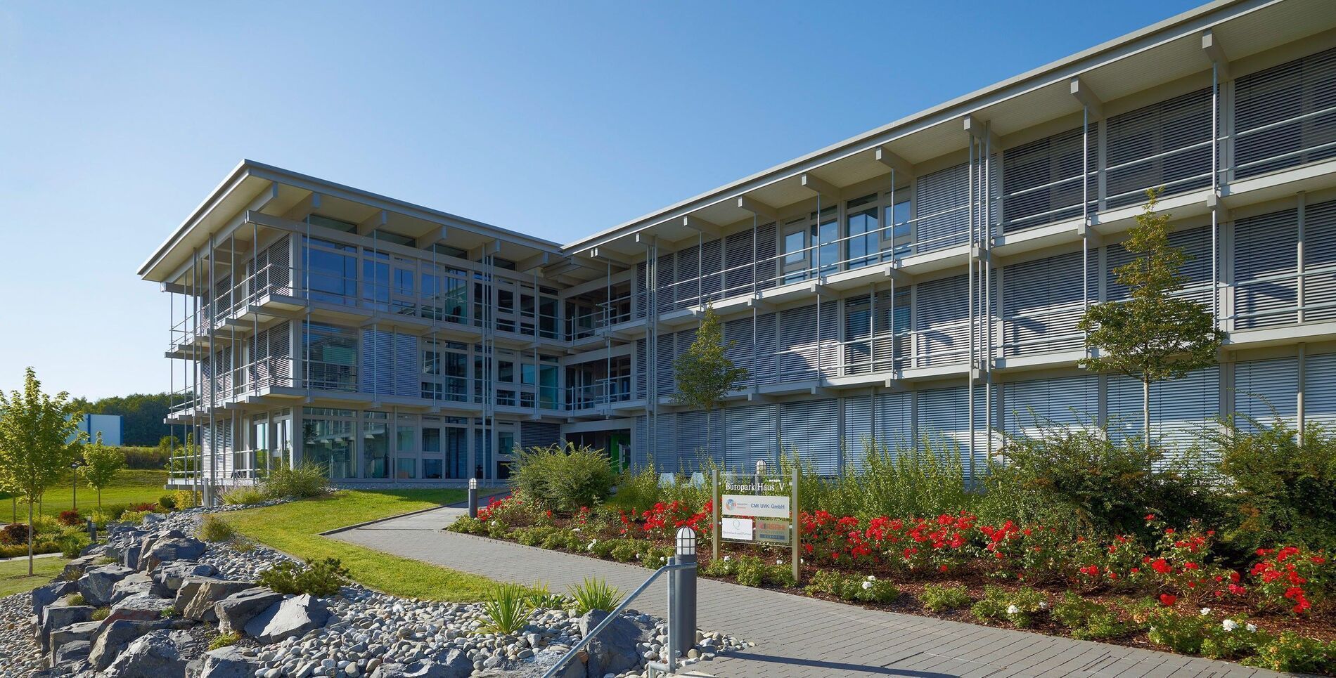 Commercial Constructions HUF HAUS