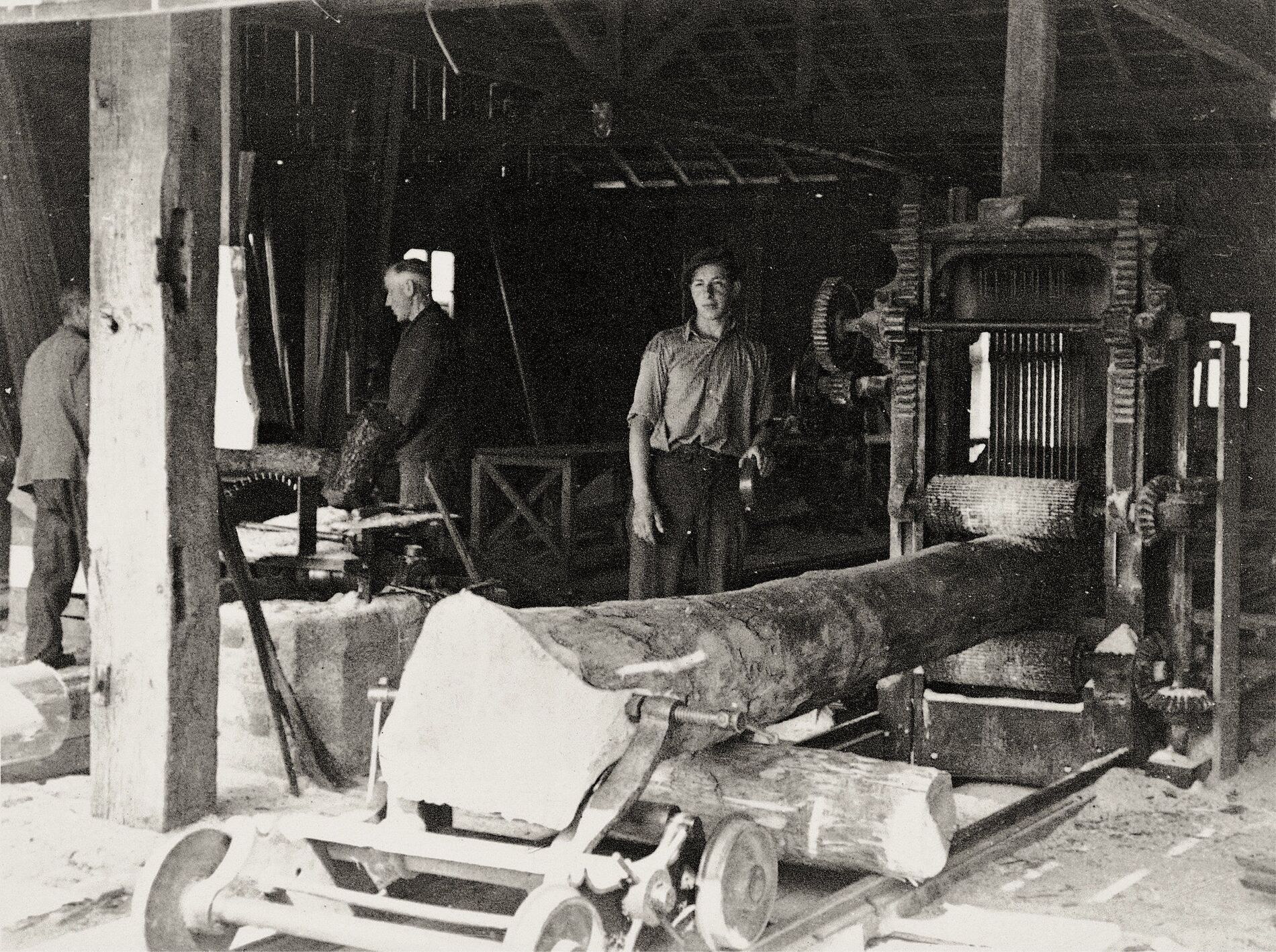 HUF Timeline Eine Reise durch die Geschichte von HUF