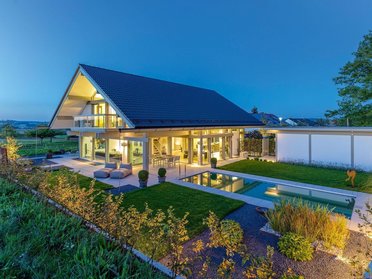 Anmutendes Fachwerkhaus mit bezauberndem Ausblick und Freiraum
