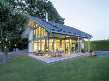 Gemütliches Architektenhaus mit großzügiger Terrasse und Garten