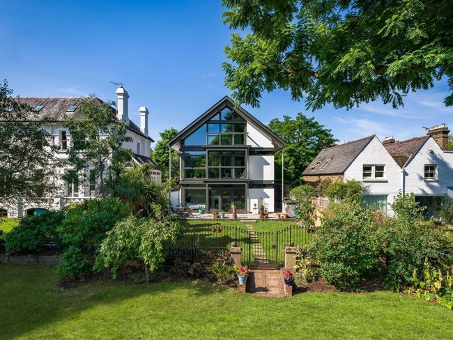 Gemütliches Familienhaus umgeben von Natur und Stil