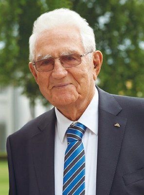 Buon compleanno - Franz Huf festeggia il 90. compleanno Buon compleanno - Franz Huf festeggia il 90. compleanno