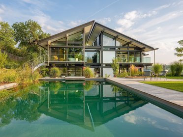 Premiumhaus mit stilvollem Design und schöner Gartengestaltung