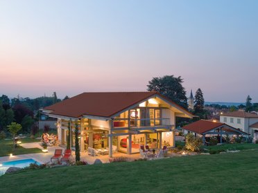 Fachwerkhaus mit Pool und Garten, einladendes Ferienhaus in Spanien
