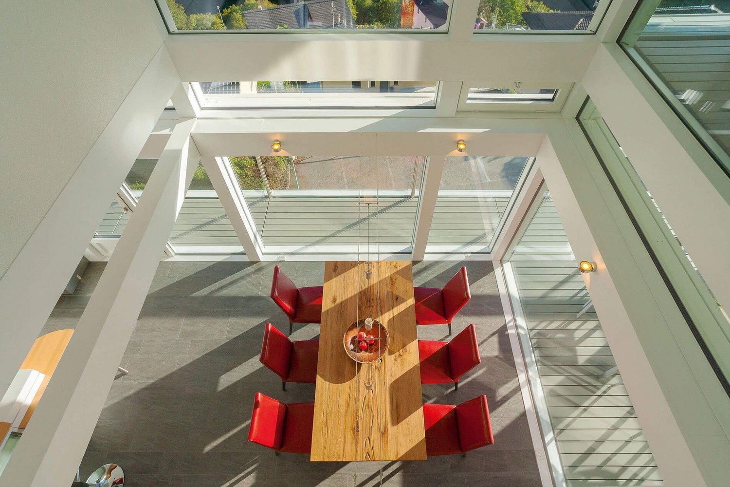 HUF Haus ART 3, moderne Architektur, innen mit Holz und Glas